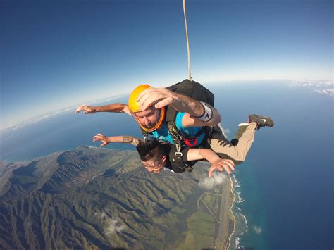 skydiving in hawaii